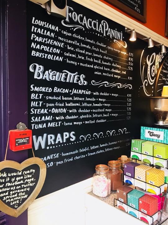 WeAreOrange_'s tweet photo. Who cares if it's raining! Come get your delicious comfort food right here 👌🏻 https://t.co/stWpdgQG94