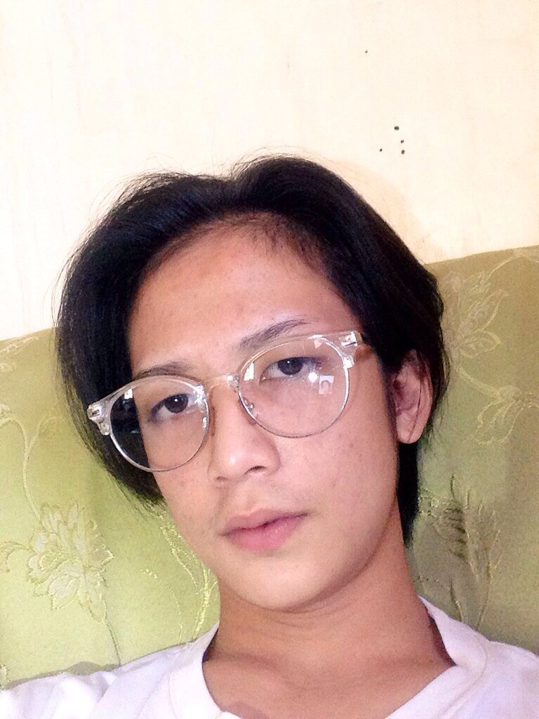 ArdenYoshi's tweet photo. Sooo bored!!! https://t.co/4CdnFSz8eH