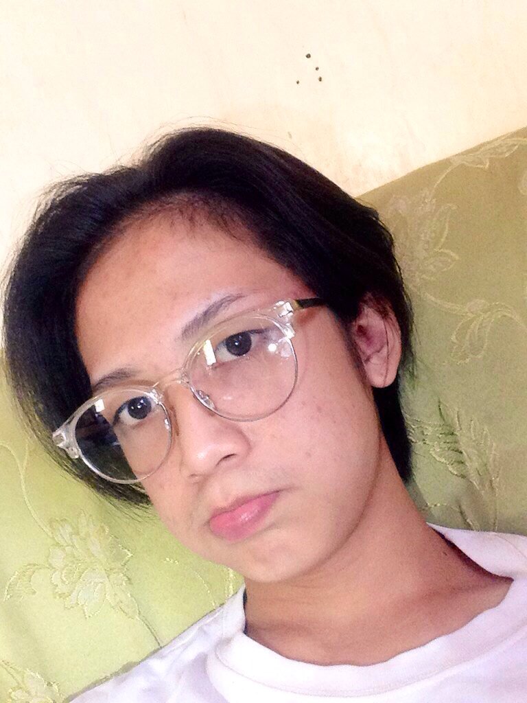 ArdenYoshi's tweet photo. Sooo bored!!! https://t.co/4CdnFSz8eH