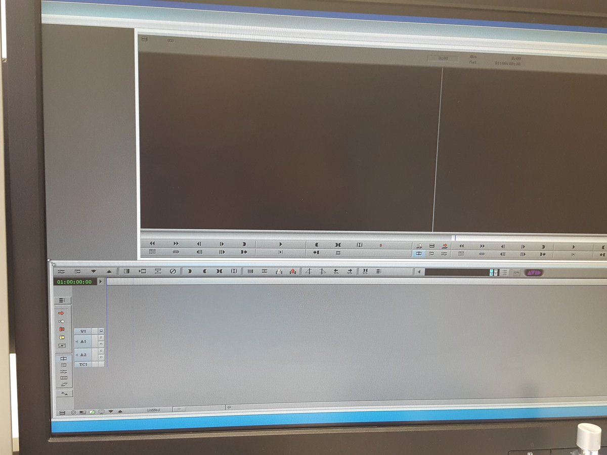 SammiWilde's tweet photo. Ahh the start of the new editing day.. won't be clear for long! Starting today on training videos, a big project ahead! #Avid #MediaComposer #editninja https://t.co/tpkD60rkiH
