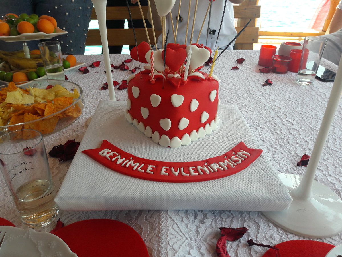 lebideryaboat's tweet photo. #evlilikteklifi #evlenmeteklifi #evlilikteklifiorganizasyonu #romantikevlilikteklifi https://t.co/JRp4qow7r9