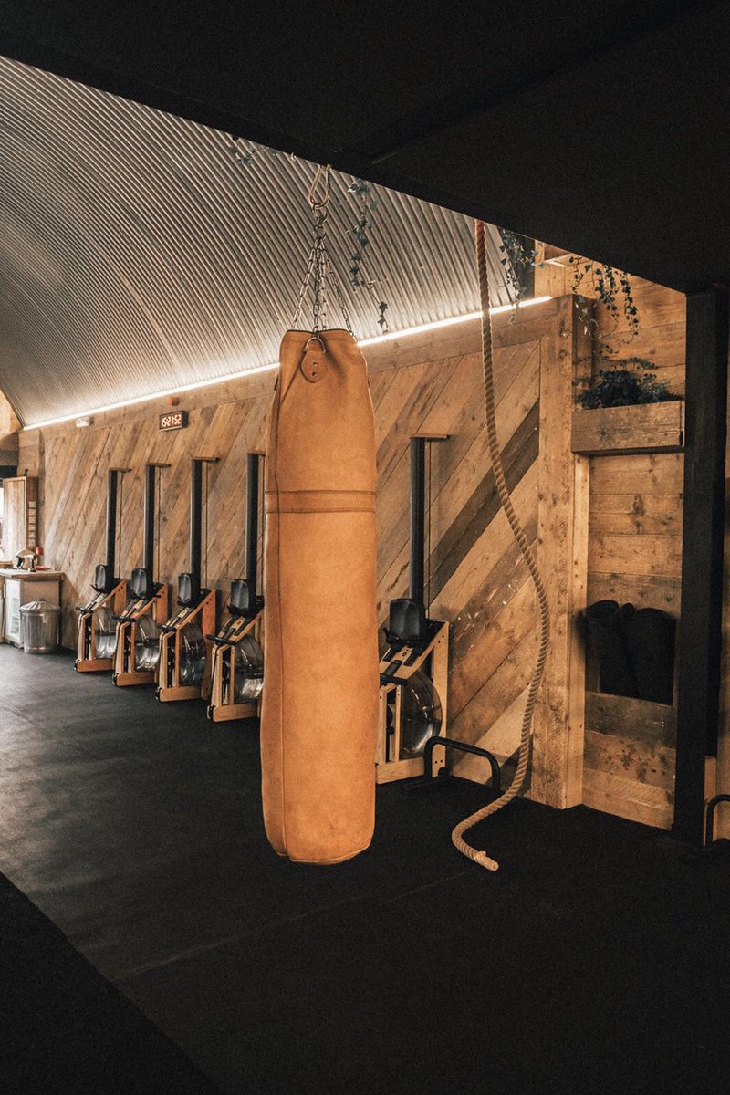 Rig_app's tweet photo. Check out one of our eco friendly studios, @terrahaleLDN . The more energy you put in the more you power the local grid.. neat. https://t.co/6nOKGZEHid