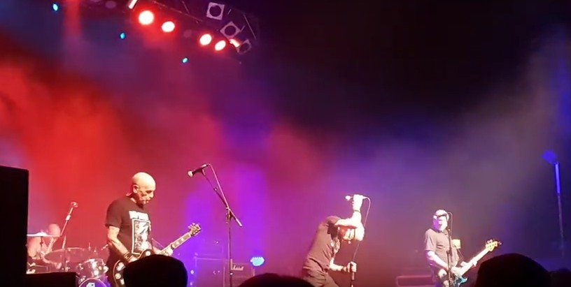 seriephagous's tweet photo. @gbhuk GBH #live at SCOTLAND CALLING 2018 Glasgow ABC1 28th April 2018
https://t.co/kGYqy4HP4U #ShaunYoung
https://t.co/lb8Jj7eQjn #dotdashdipflash https://t.co/M6iPQ202Pm