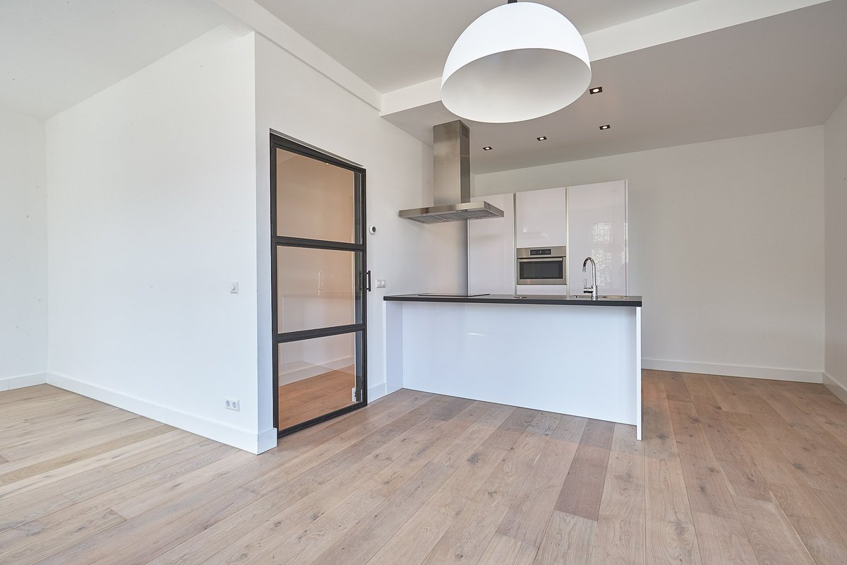 langezaal_nl's tweet photo. Amandelstraat 75 • Den Haag 

3 kamer HOEK-appartement eerste etage ca. 81 m2 TURN KEY.

Vraagprijs € 275.000 k.k. https://t.co/Qp2KEZGd8x