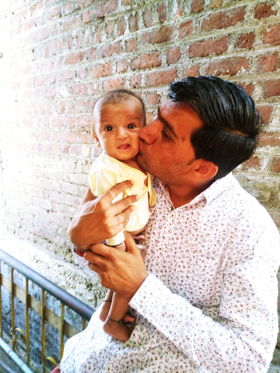 ganeshlahoti's tweet photo. #MomentNotOut #2DaysTo102NotOut
My #Nephew #NIECE
#Prakul #Lehar #Paarth
@SrBachchan @chintskap @umeshkshukla @JimitTrivedi06 @saregamaglobal https://t.co/Hm6UcZ9Ah0
