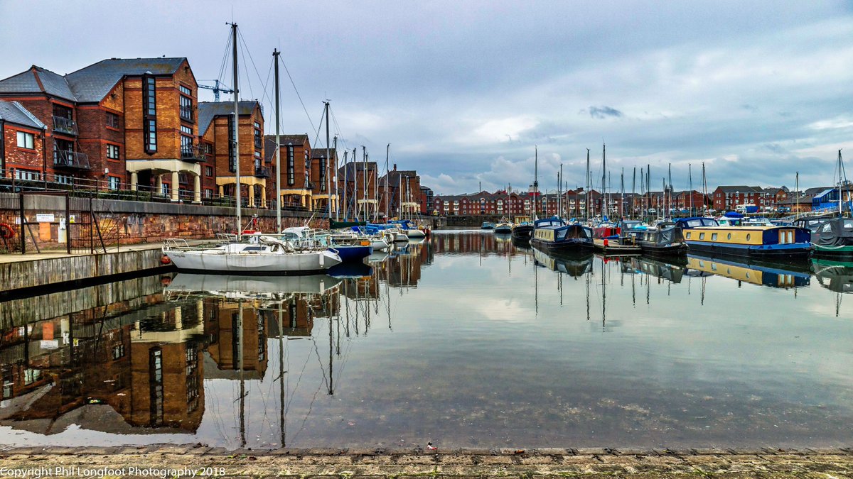 Liverpool Marina South Docks <a href="/LiverpoolMarina/">Liverpool Marina</a> <a href="/CanalRiverTrust/">Canal & River Trust</a> <a href="/YOLiverpool/">K E V yoliverpool</a> <a href="/AngelCakePics/">AngelCakeLIVERPOOL</a> <a href="/LiverpoolTweeta/">LiverpoolTweeta</a>