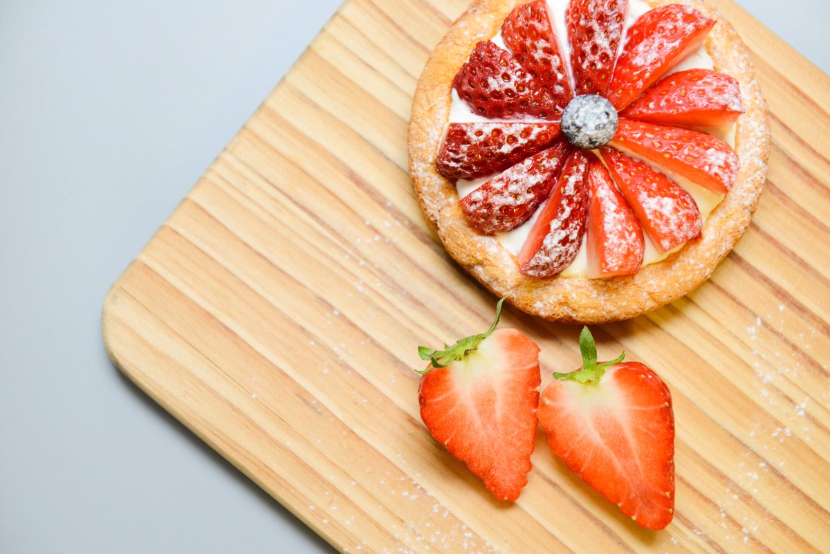 IDEEUP's tweet photo. Avec le retour du beau temps, venez régaler vos papilles en participant à cet atelier de confection d'une tarte aux fraises ! 🍓
Renseignements sur notre site web https://t.co/fb46H9qUSG et inscriptions à l'accueil.
L'équipe de l'@IDEEUP ✌️
#tarteauxfraises #strawberry #spring https://t.co/J0qihBxN3l