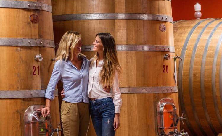identitagolose's tweet photo. .@ColdiLamo, l'energia del Brunello e la forza delle donne.
Viaggio alla scoperta dell'azienda di Gianna Neri, che ha superato tanti ostacoli per inseguire il suo sogno https://t.co/ye16Q8xSh4 https://t.co/WnN02rm0EX