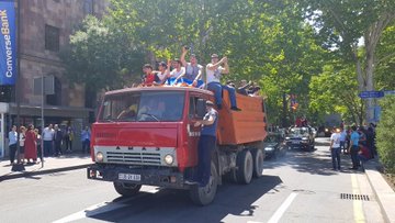 Переглянути зображення у Твіттері