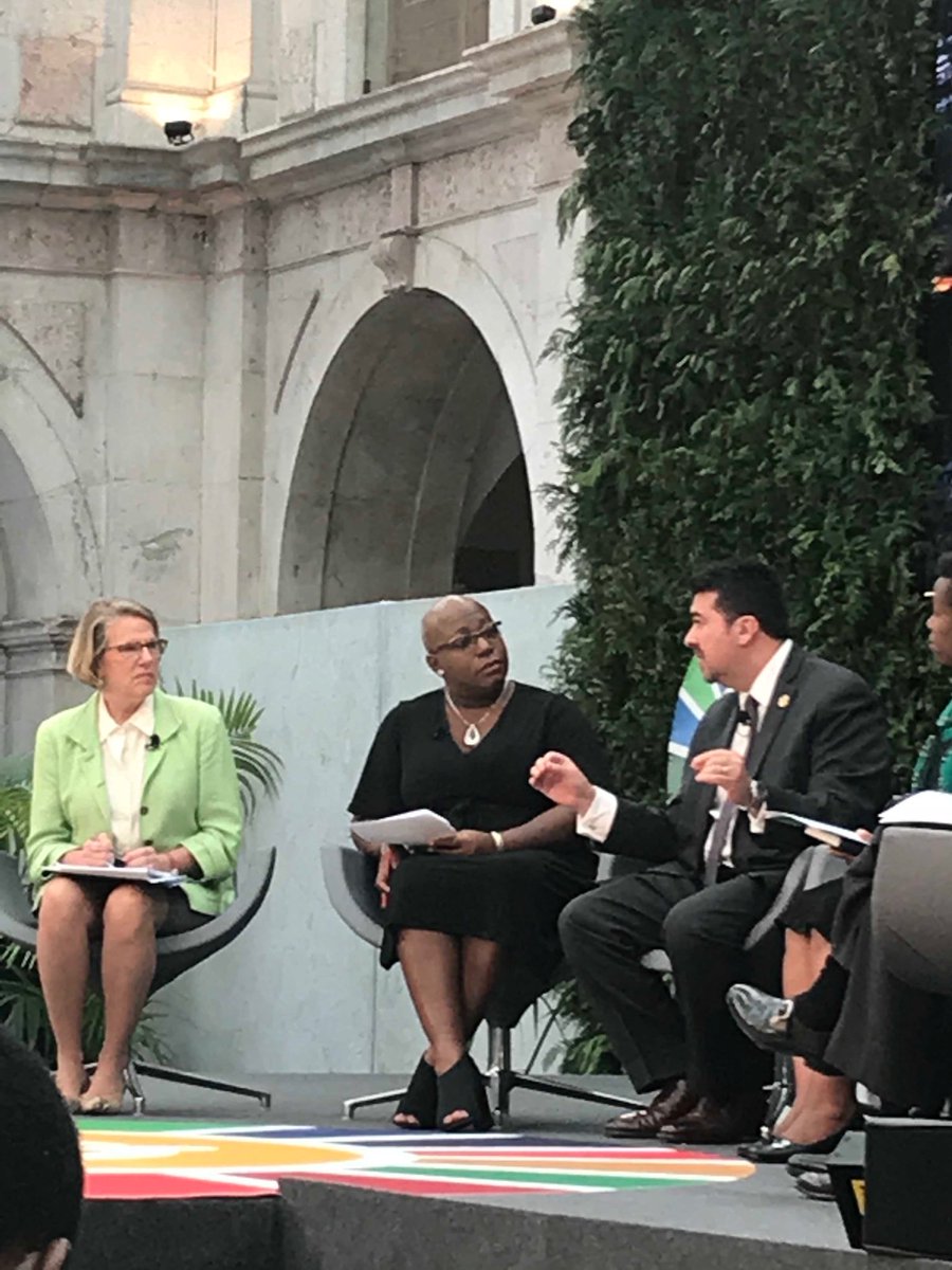 BenKerman's tweet photo. @SEforALLorg Knowledge plus enlightened policy makes progress on #sustainableenergy- incentive cocktails,good analysis &amp; inclusive cross-sector discussion,reducing disincentives &amp; rewards for obsolete competitors, joining with smaller markets to pilot solutions at #seforallforum https://t.co/CZfuVmOyb3