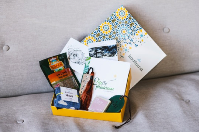 Koullounabox's tweet photo. We just revealed our first box 🎉 - it's all around the theme of 'Kankaneh' which means 'Cocooning at home' in arabic. Discover what's inside right here: https://t.co/AMbDxWBsem #koullounabox #homeawayfromhome https://t.co/CVrpcMor4v