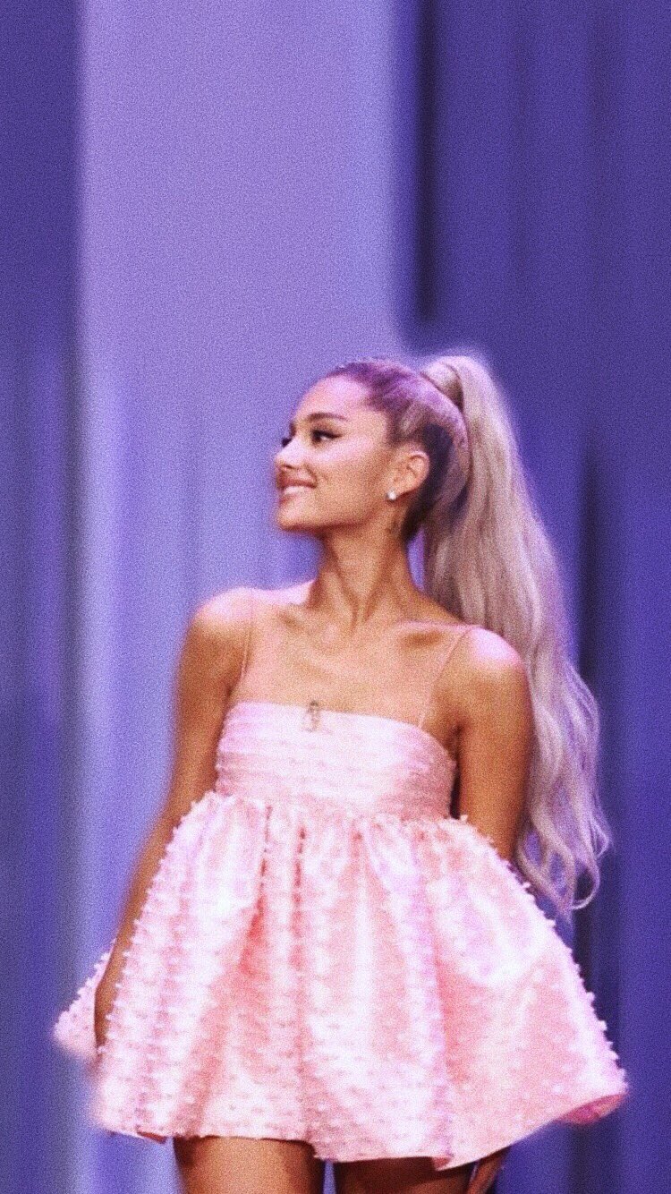 Ariana grande pink dress 2018 online