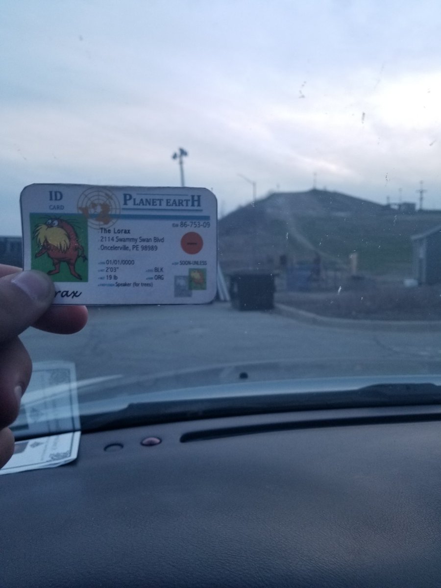 JM510359apes's tweet photo. Even in our own community, we have landfills to dump our garbage.
#apeswaste @franklinlorax https://t.co/wl9aMOIAu0