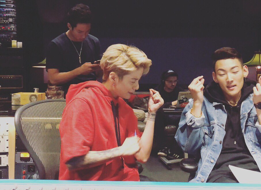 justinparkfans's tweet photo. They are best friend goals πππ» canβt wait for #XLUBER
#justinparkfans #justinaprkofficial #amber #5Alabel #XLUBER #MVshoot
@ajol_llama | @chriseom | @jamesyunn | @misterxrocks | @edowadoshin | @charlesyi | @carlthedrifter | @ssooniestyle | @cliffbeachmusic | @cinematommy https://t.co/bfaTKNIu3o