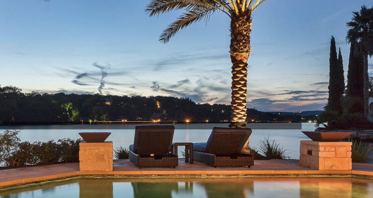 TRE_AustinTX's tweet photo. At Travis Real Estate client satisfaction is always our top priority. https://t.co/2BWlMmhRi7 #atxproperties #atxrealtor https://t.co/2jBtLI74xy