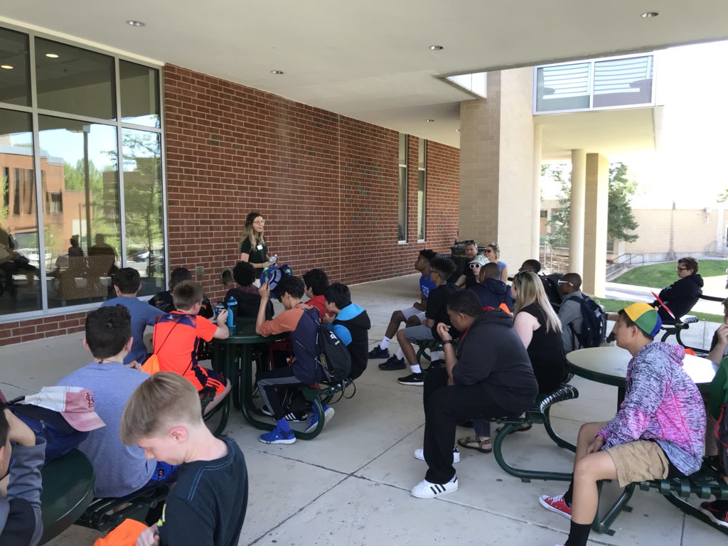 kgdoyle4's tweet photo. PCS students getting the chance to learn about college life at #GeorgeMasonUniversity #PCSMSTrip #learningisfun https://t.co/vJsy6yy0TY