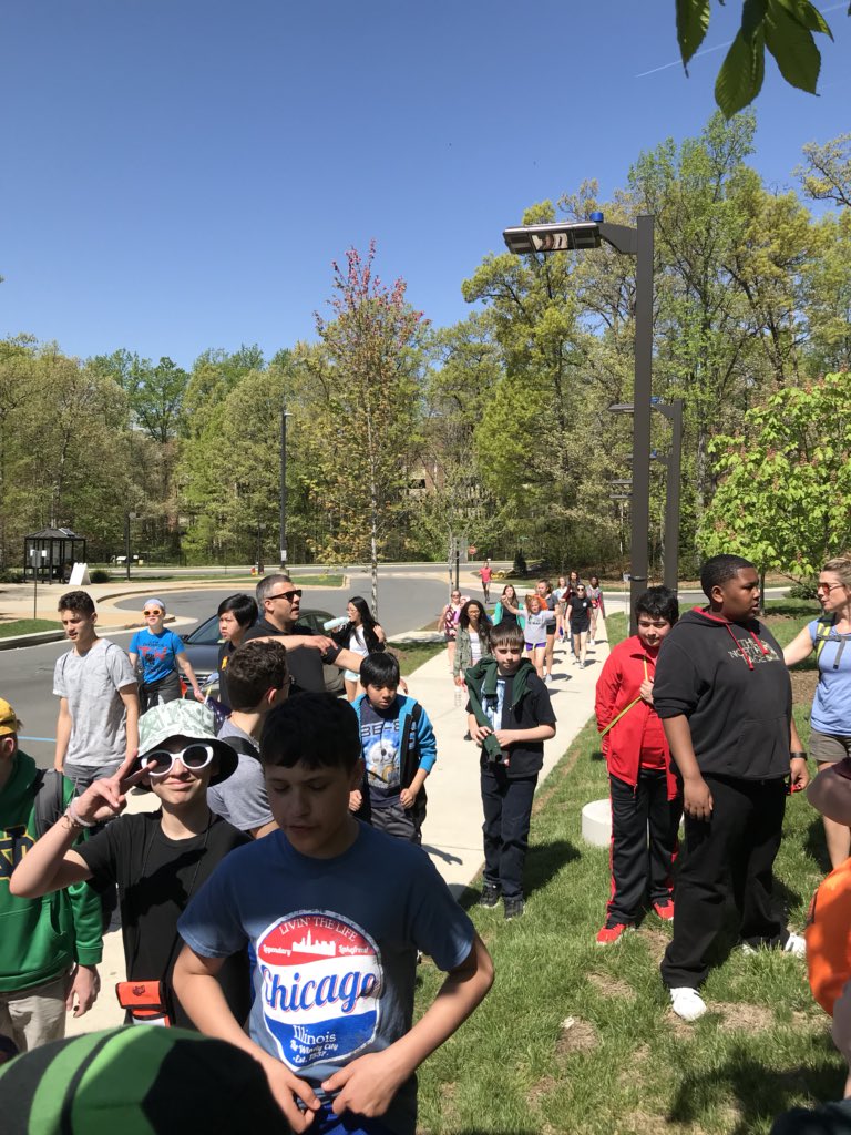 kgdoyle4's tweet photo. PCS students getting the chance to learn about college life at #GeorgeMasonUniversity #PCSMSTrip #learningisfun https://t.co/vJsy6yy0TY