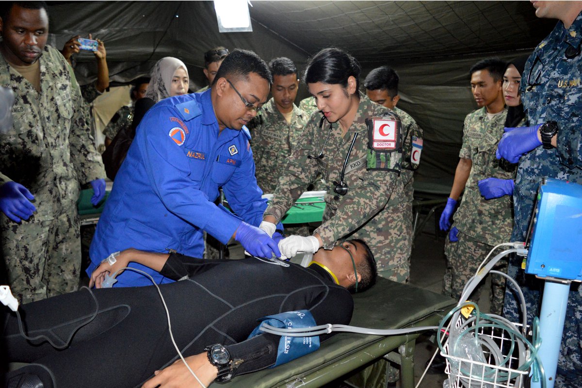 myjointforce's tweet image. Demo pelaksanaan operasi/eksesais mencari &amp;amp; menyelamat maritim (Maritim Search and Rescue Exercise -  Maritime SAREX) yg melibatkan semua agensi yg mengambil bahagian
#DefenceDiplomacy
#PacificPartnership
#teamingforsuccess
#missioneffectiveness
#interoperability
@PacificPartner