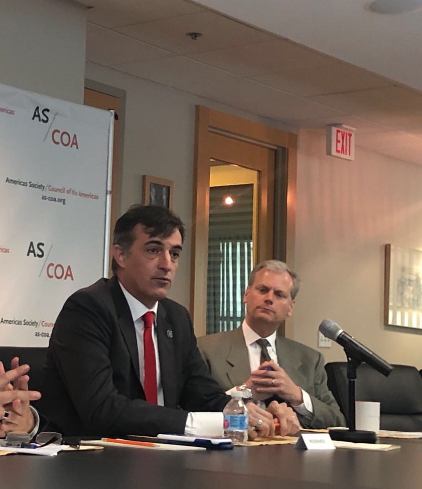 ARGinUSA's tweet photo. NOW: Senator @estebanbullrich at @ASCOA DC on the future of #work &amp; “redesigning the #education system in #Argentina to create jobs and strengthen necessary skills required by technology” 🇦🇷 https://t.co/cocJDAVl7p