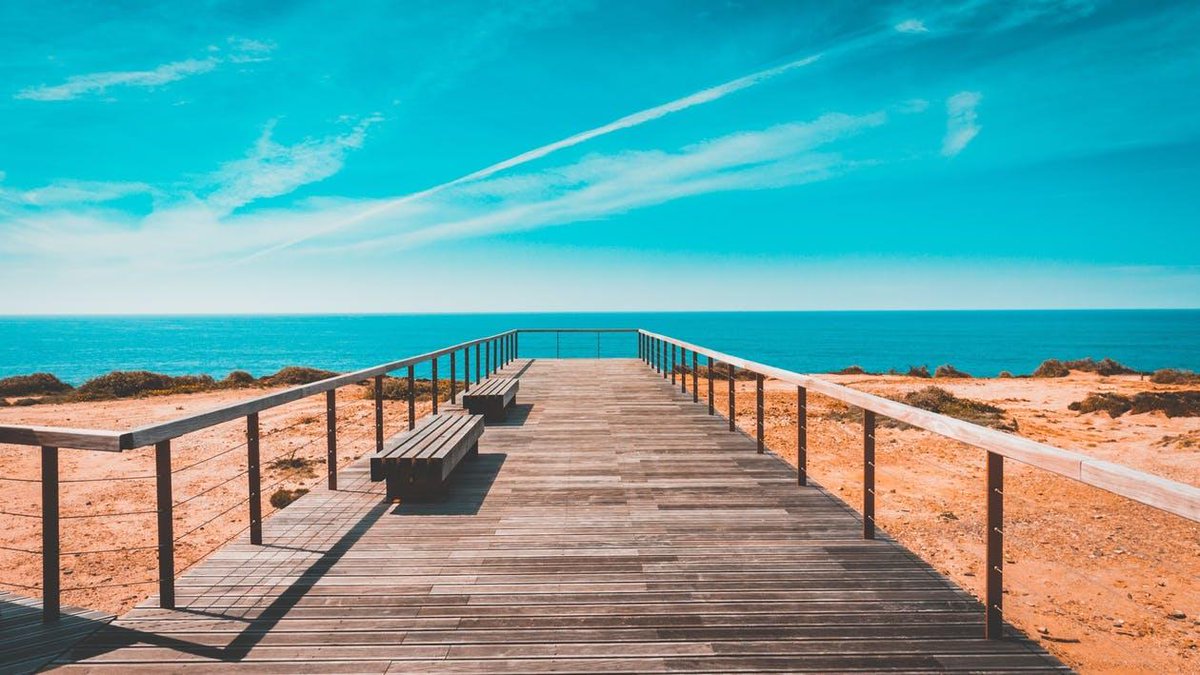 CollegeNavHub's tweet photo. Between preparing for college, finding an internship, or working, life can be stressful. Using your summer wisely can set you up for success.
https://t.co/rvghD0egOJ https://t.co/MCUM1AqjO1