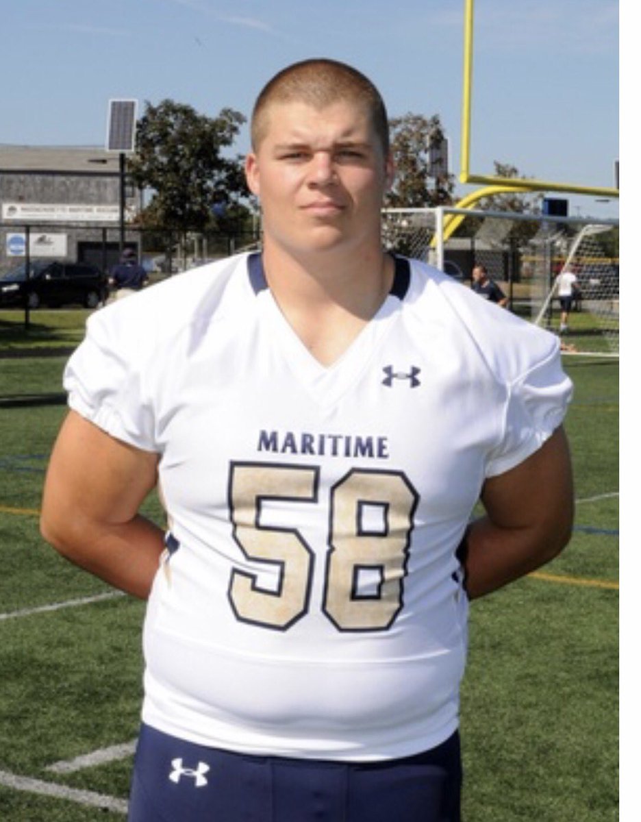 Challengefast1's tweet image. Congratulations James Cooke Mass Maritime Academy Bench Comp Champion. He benched 225lbs 21 times.