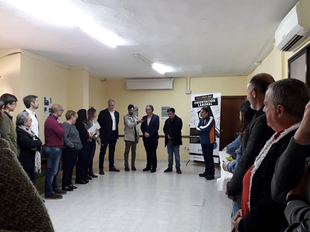 GrupoAdat's tweet photo. Gracias por acompañarnos y apoyarnos un día más durante la presentación de #eMPLEADAT: #espacio de #empleo y #emprendimiento. 

Nos sentimos afortunados por el #tiempo q todos habéis dedicado, ya que es lo más valioso que hoy tenemos. 

#Empleo #Formación #DonBenito #Extremadura https://t.co/cL7jIx2Rt2