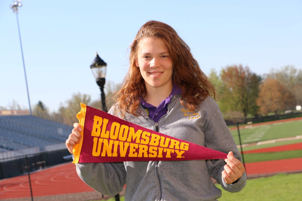 miltonhershey's tweet image. Tamara is headed to @BloomsburgU! #FutureHusky #MiltGrad2018 #BUClass2022 #CollegeSigningDay #BetterMakeRoom #GradNation