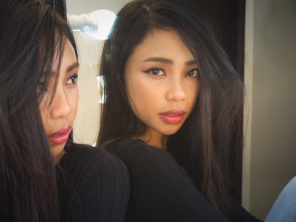 Johnvalle20's tweet photo. #JVMirrorSeries feat. @maymayentrata07 https://t.co/EuUy96gr28