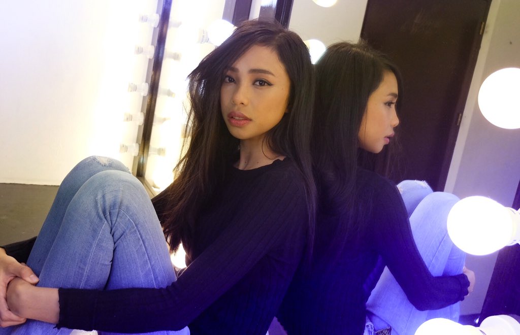 Johnvalle20's tweet photo. #JVMirrorSeries feat. @maymayentrata07 https://t.co/EuUy96gr28