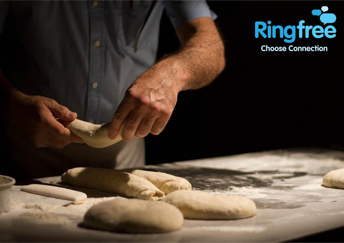 RingfreeCom's tweet photo. It’s #SmallBusinessWeek and here’s another one of our local favorites! Check out our spotlight from when we visited @AnniesBread https://t.co/0D5HYLtVXp

#smallbusiness #SmallBiz #SmallBizWeek #SmallBizSalute #eatlocal #avlnews #hendersonvillenc #FoodParty #Foodies #SupportLocal https://t.co/vPH81n63v7