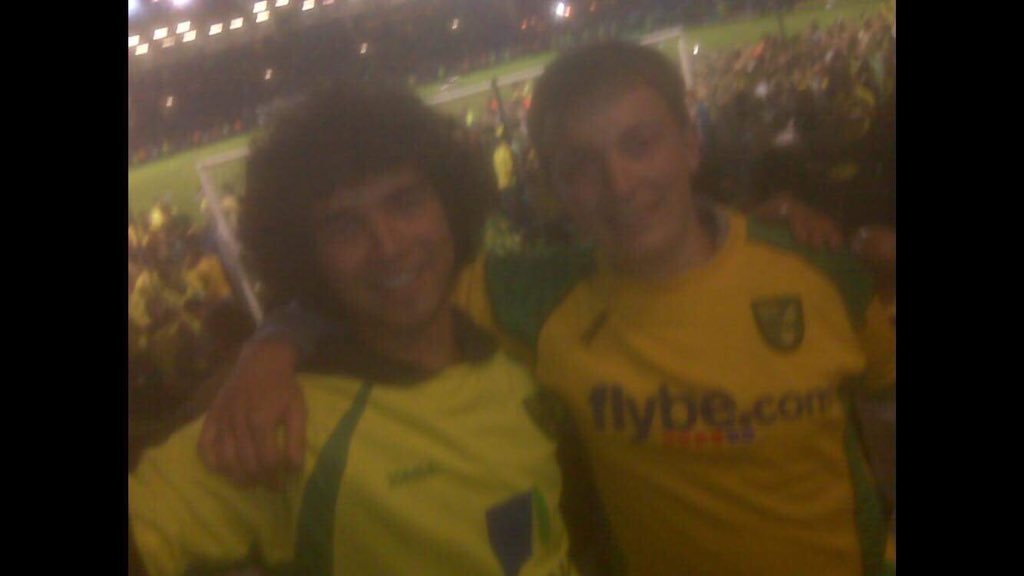 mickynairn's tweet photo. Happy Portsmouth Day everyone! #7years #ncfc #promotionparty https://t.co/J7EBSmbLRJ