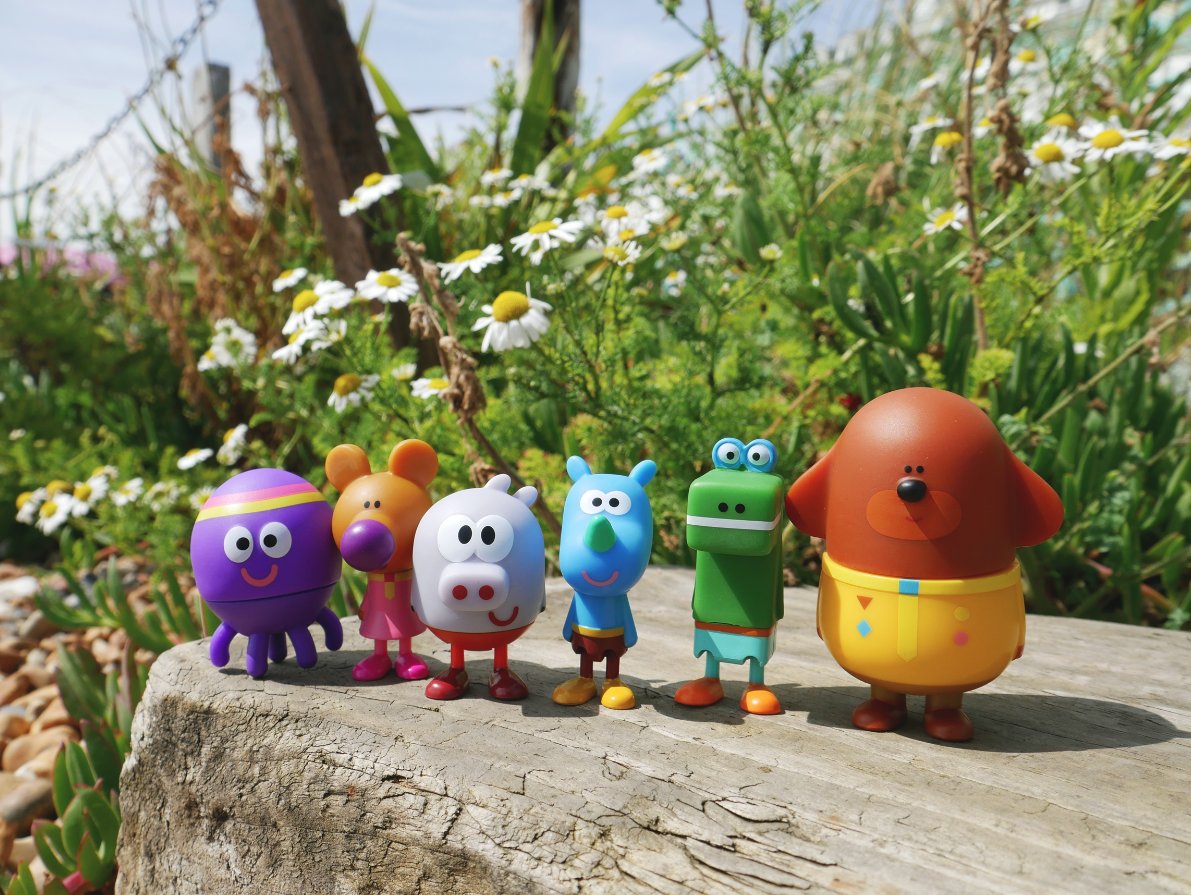 hey duggee duggee and the squirrels figurine pack