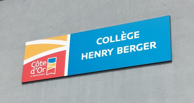 Unsa_CD21's tweet photo. 🔵 Au plus près des collègues !
Ce mercredi 2 mai au matin, @MilleKarine assurait une Heure Mensuelle d'Informations (#HMI) auprès des agents du collège Henry Berger à Fontaine-Française.
➡️ #UNSA #CD21, pour tous les agents, partout, tout le temps !
#SyndicatUtile https://t.co/hPIAxMYBIx