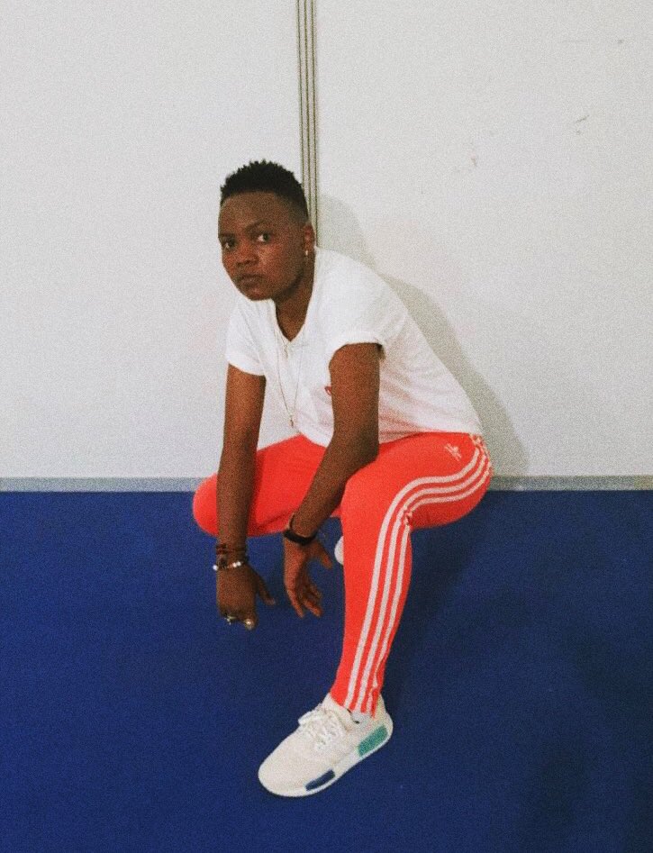 LIFESTYLEMUSIC4's tweet image. « Mon flow est noir, vire au bordeaux et il s'bonifie avec l'âge.
J'n'appelle plus hysacam car dans le game moi même j'fais le ménage 
» #LifeStyleMusic #Rap #Kween 🦅