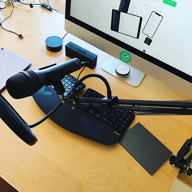 MSliwinski's tweet photo. I like my new stylish #black #accessories like: #apple #trackpad, #microsoft #keyboard, #logitech #mouse and #amazon #echo (#alexa), even #podcasting #microphone #audiotechnica #at2005usb - just my #iMac is not #imacpro so it’s #s… https://t.co/GrVDdjADxA https://t.co/aMVuxl0yZF