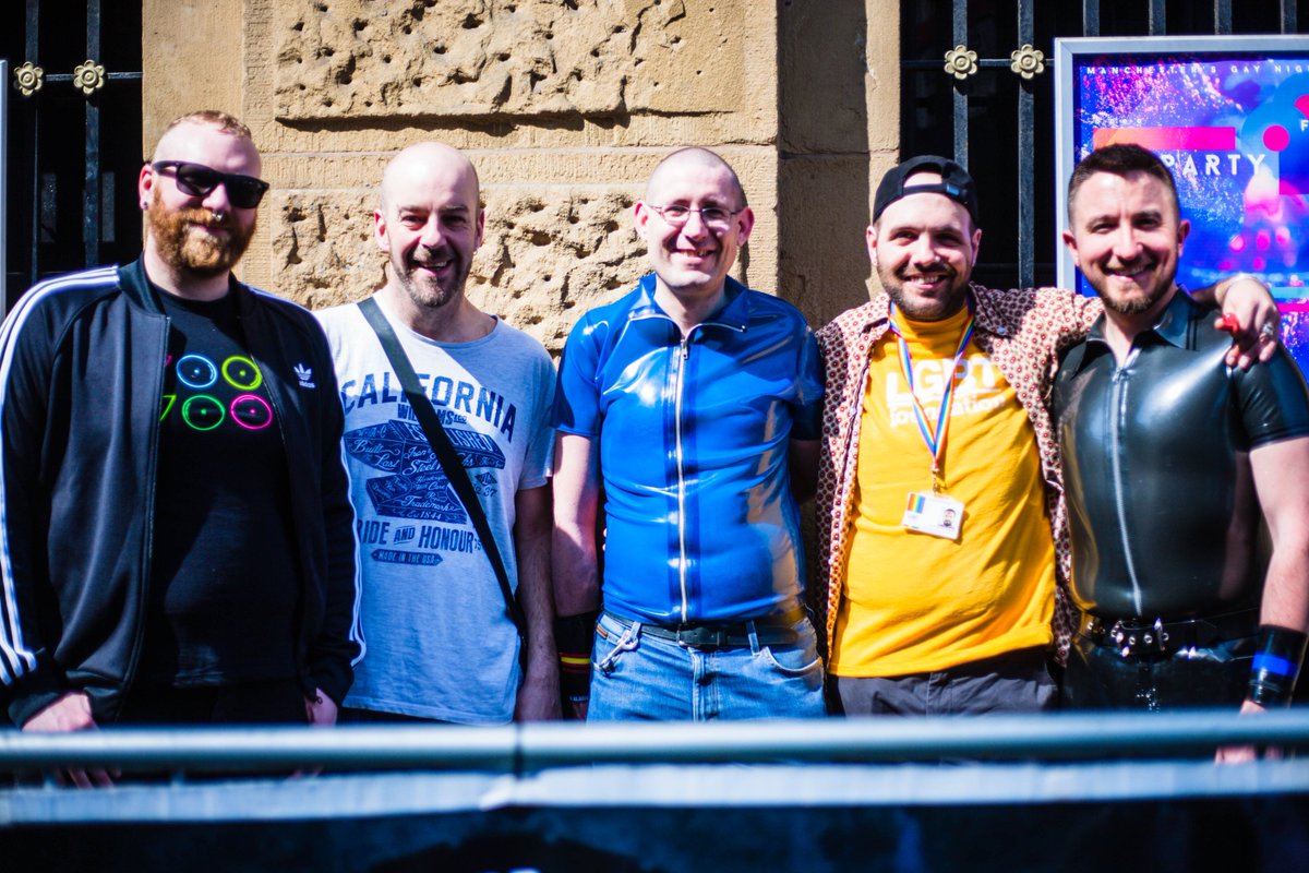 ArronWatson19's tweet photo. more photos from Men's Programme @LGBTfdn meeting and chatting with the guys at #MRM9 @ClubAlert @MancRubMen , such a welcoming and friendly event & looking forward to working with you all again - thanks again @joshi_photo https://t.co/liapXHBkLy