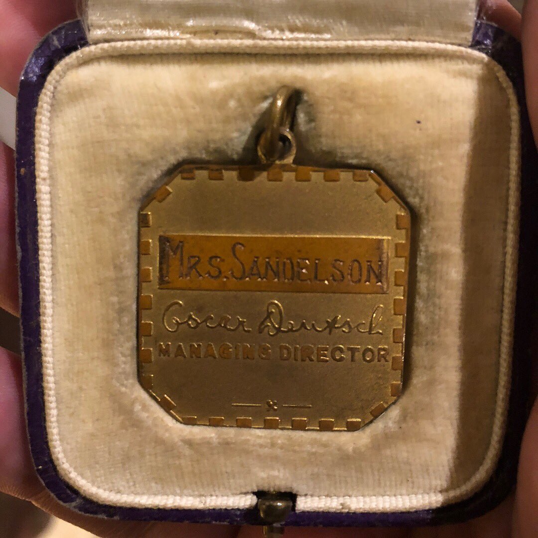 Tom_Julius's tweet photo. Hi @ODEONCinemas, my great great uncle Oscar Deutsch founded ODEON and gave my grandmother a special golden pass when she was a young girl allowing her free entry into any showings. Yesterday I found this long lost golden pass in an old box. Will it still work? 😉 https://t.co/5Y7GqdaDxd