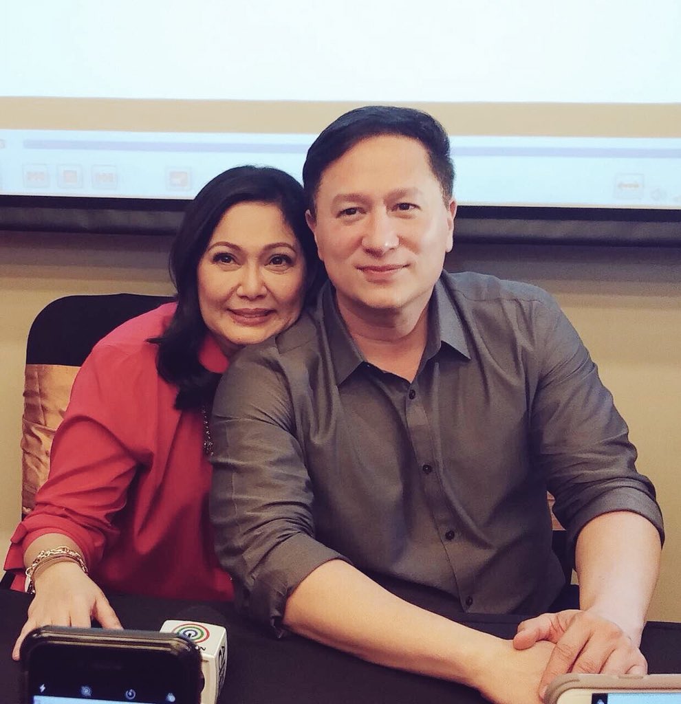 TEAM_MARICEL's tweet photo. Sino manonood ng #My2Mommies? #MaricelSoriano https://t.co/VZgVeHI2tr