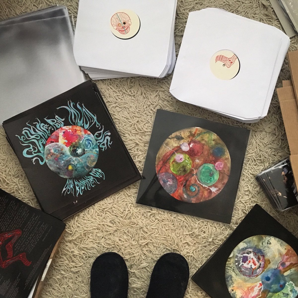 FlowersDaun's tweet photo. New release!!! Get it from our bandcamp before it is to late: https://t.co/DDs1NhbhL7 https://t.co/Qb8UB5FTfC