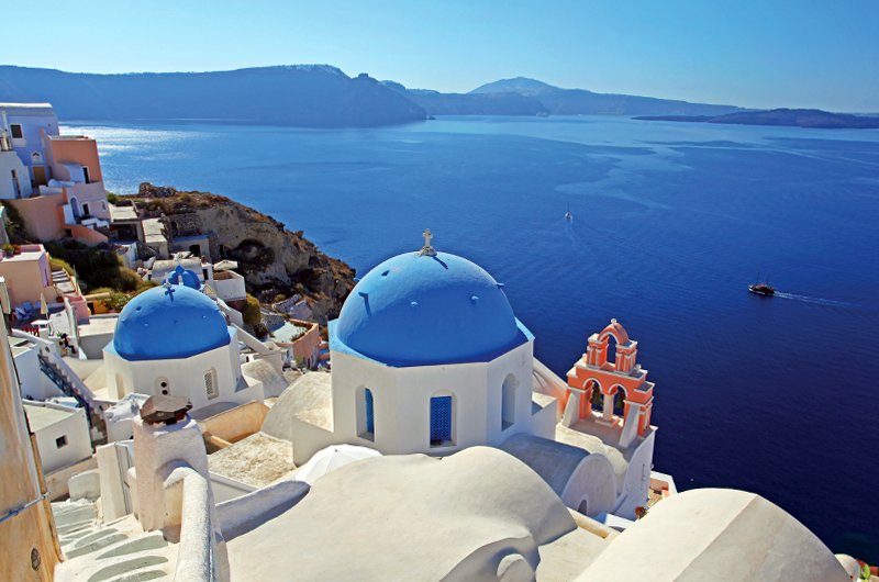 SunsailYachts's tweet photo. Pick your path along the #Greek coast choosing your own schedule and stopping wherever and whenever you please. #Sail all day, sunbathe on the beach, #snorkel in the glassy waters, the world is your oyster when you @VisitGreecegr with Sunsail. #Levkas #Corfu #Athens #Greece🇬🇷 https://t.co/OHpH1lWeMM