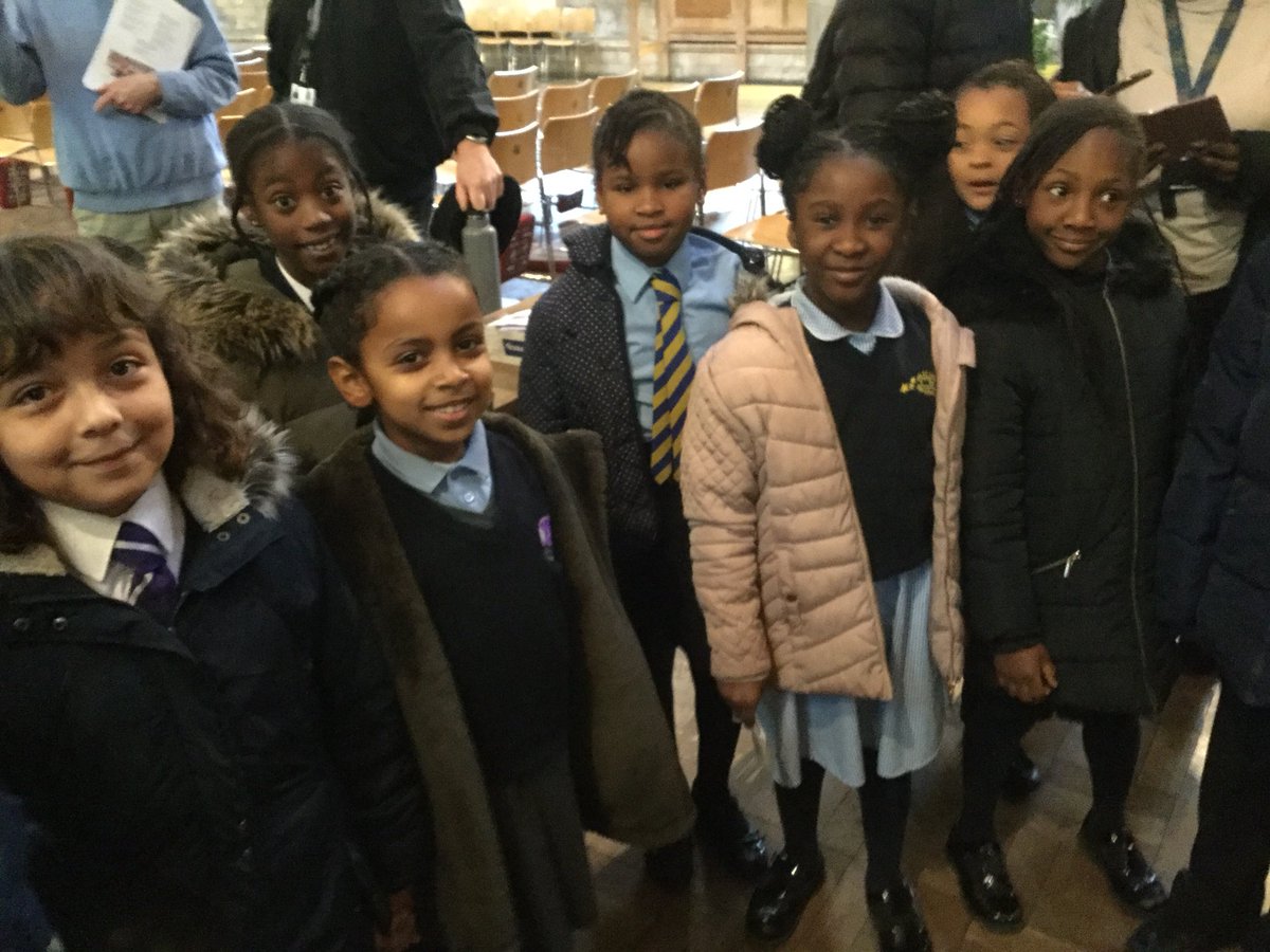 Christchurchsw9's tweet photo. Look who we saw @Southwarkcathed - it’s @StAndrewsSW9 ! https://t.co/fHbRuZqgP4