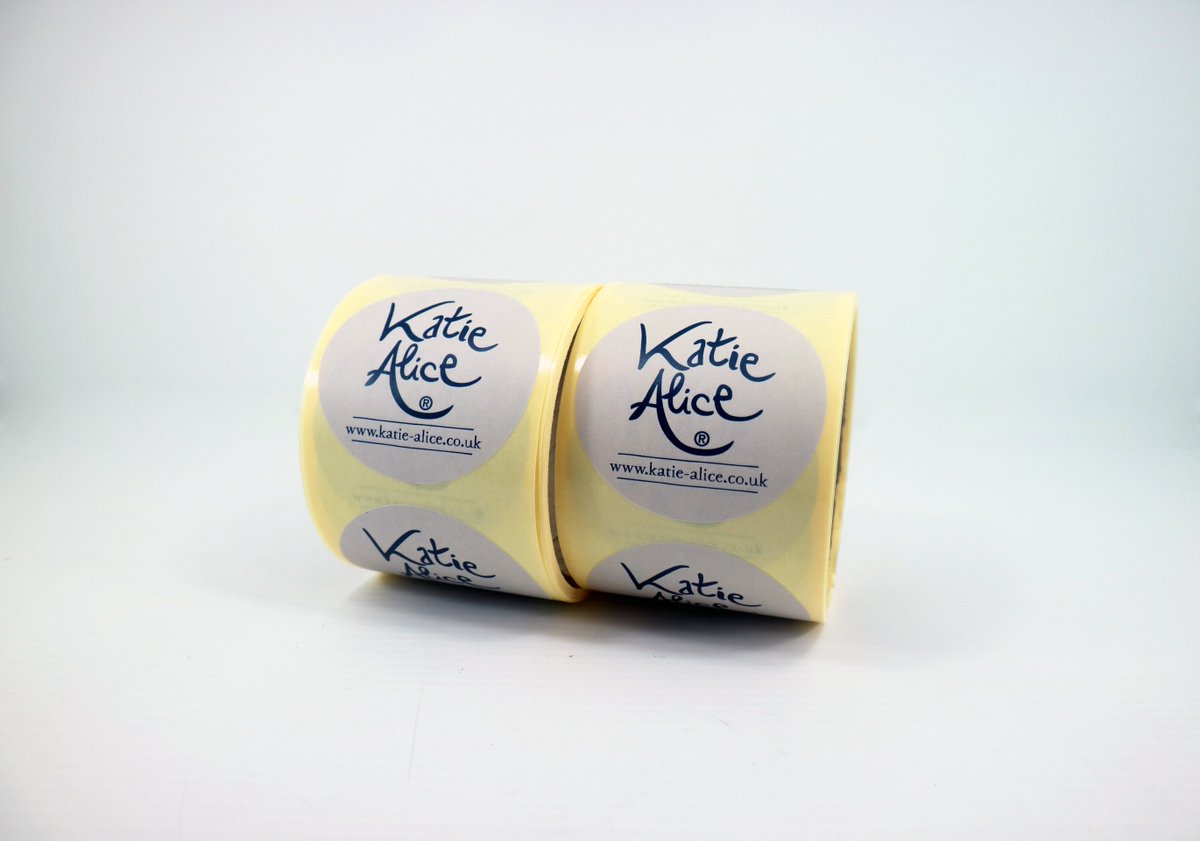 Fastlabelscouk's tweet photo. These packaging labels are simple but effective! Labels don't only have to be used for your products, they can also be very effective on your packaging! #FastLabels #PackagingLabels #LabelPrinting https://t.co/U28tfuvlXd
