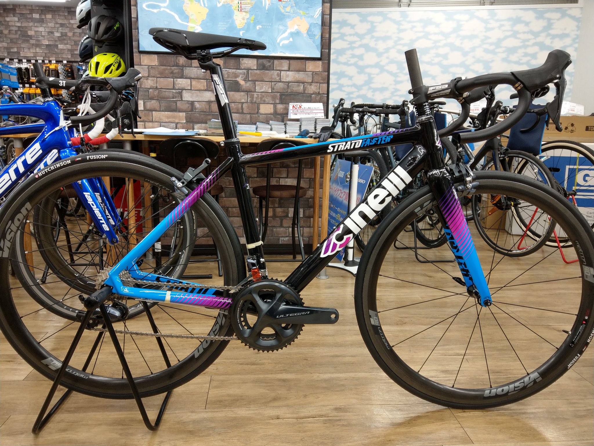 チネリ Cinelli ストラトファスター Stratofaster 2018