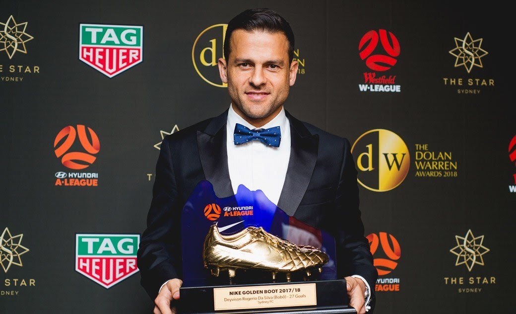 igesporte's tweet photo. Lembra do @OFICIALBob13? Atacante brasileiro brilha lá fora e recebe "Chuteira de Ouro"
→ https://t.co/p7rgAbP7U1 https://t.co/6fVwSRxoBj