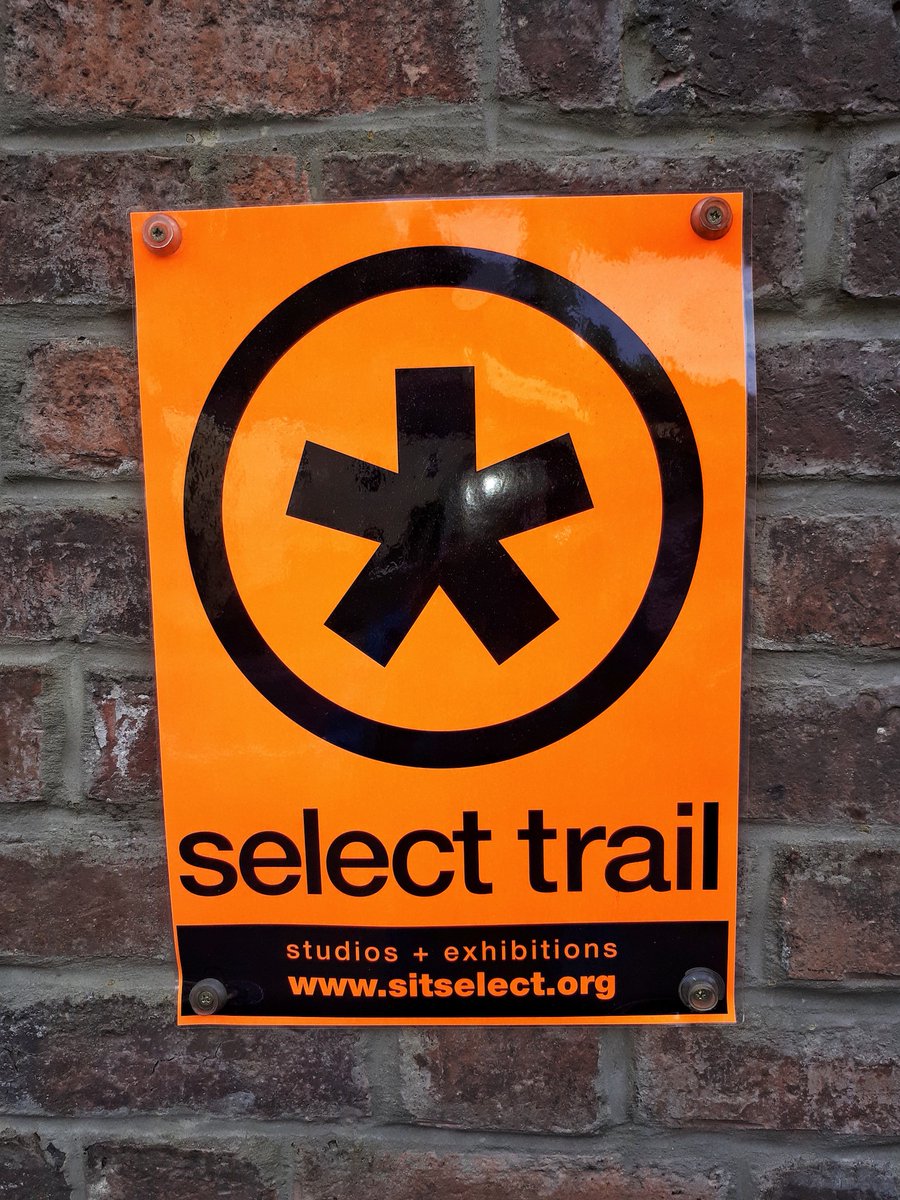 Orange signage is up for #SelectTrail2018 @SITselect (5th/6th and 12th/13th May, 11-6pm). #openstudios #wdyt #chalford
