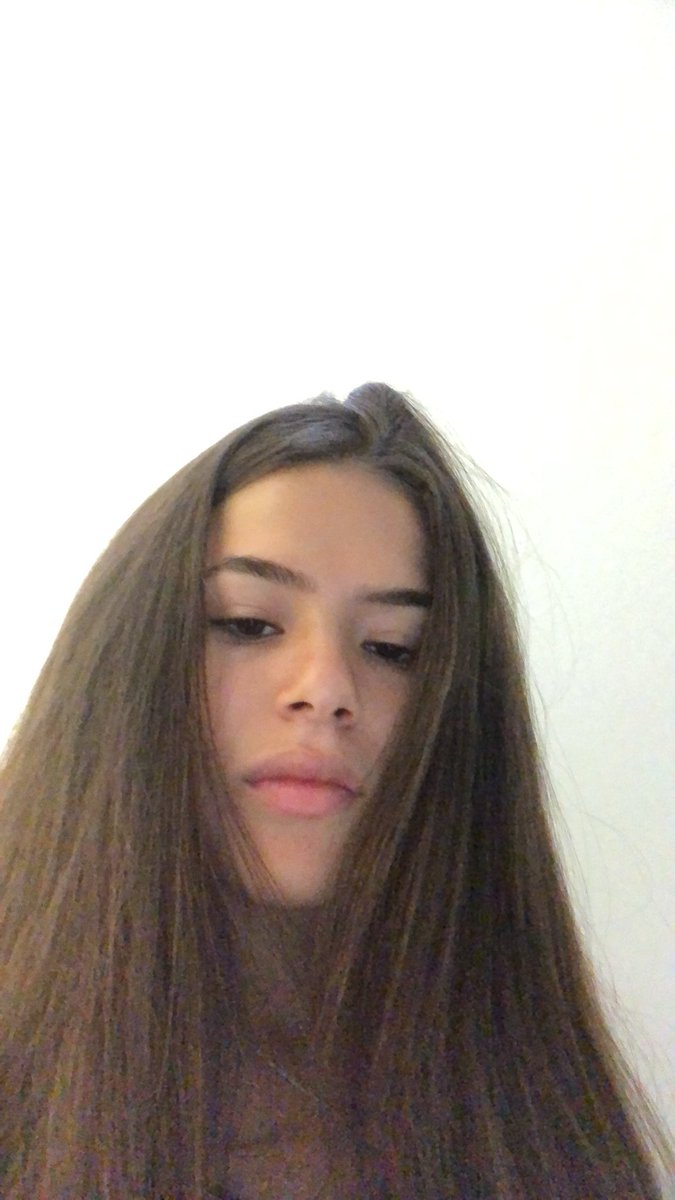 maisa's tweet image. Pra quem quiser saber já voltei com a dieta tá