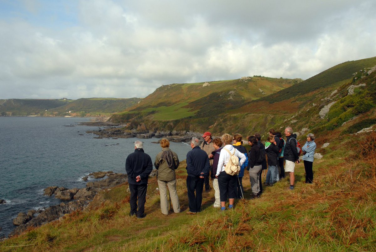 download paul dirac the man