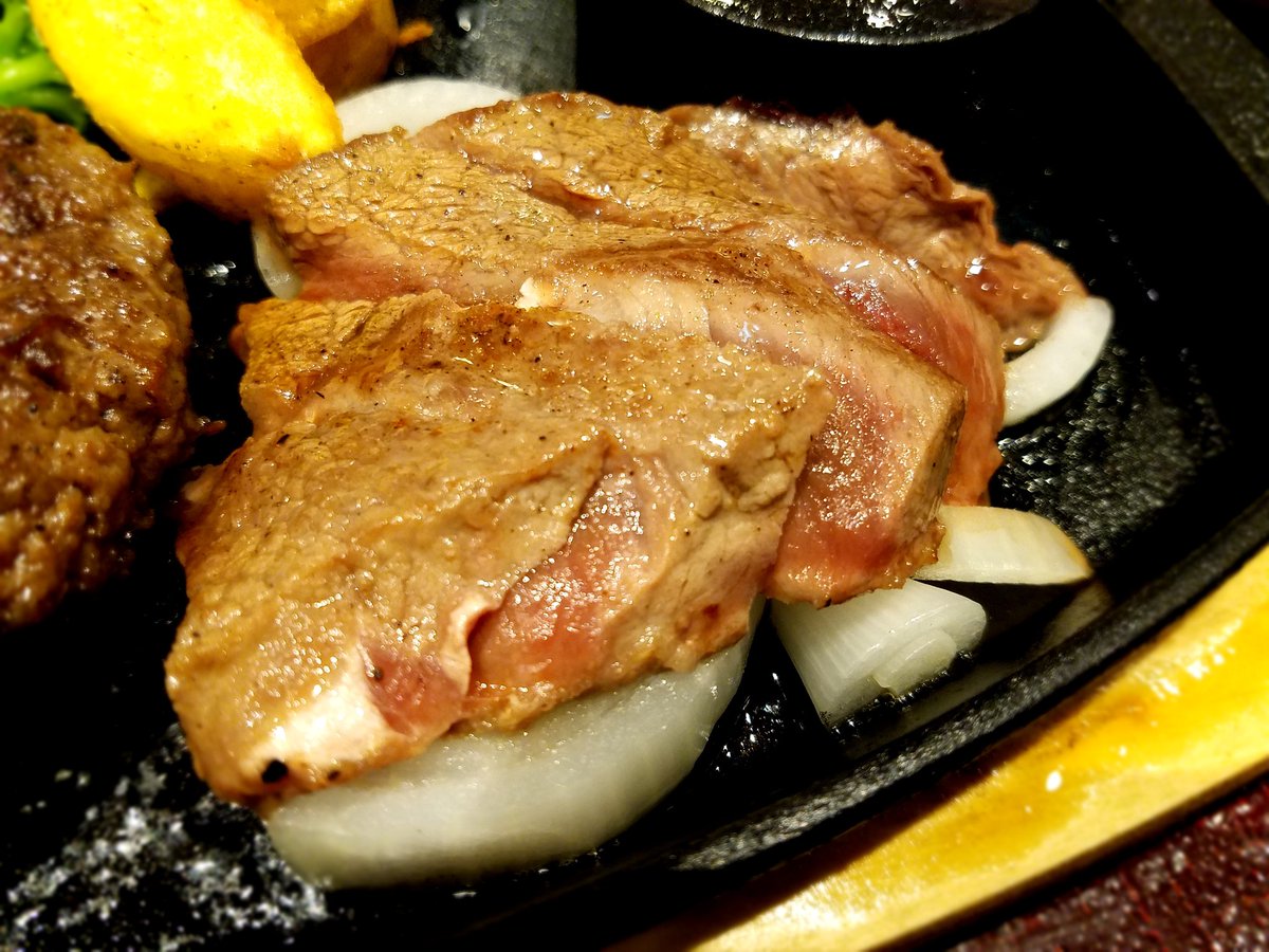 やすじゅん 本八幡で楽しめるグルメガイド On Twitter 食 タルタルハンバーグ 牛忠 ニッケコルトンプラザ店 本八幡 初めての 牛忠 で ステーキ タルタルハンバーグ 1680 円 ハンバーグは ソースをかけなくても肉の旨みだけで十分食べられる美味しさ