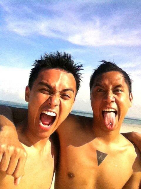 Jay Santiago tweet media