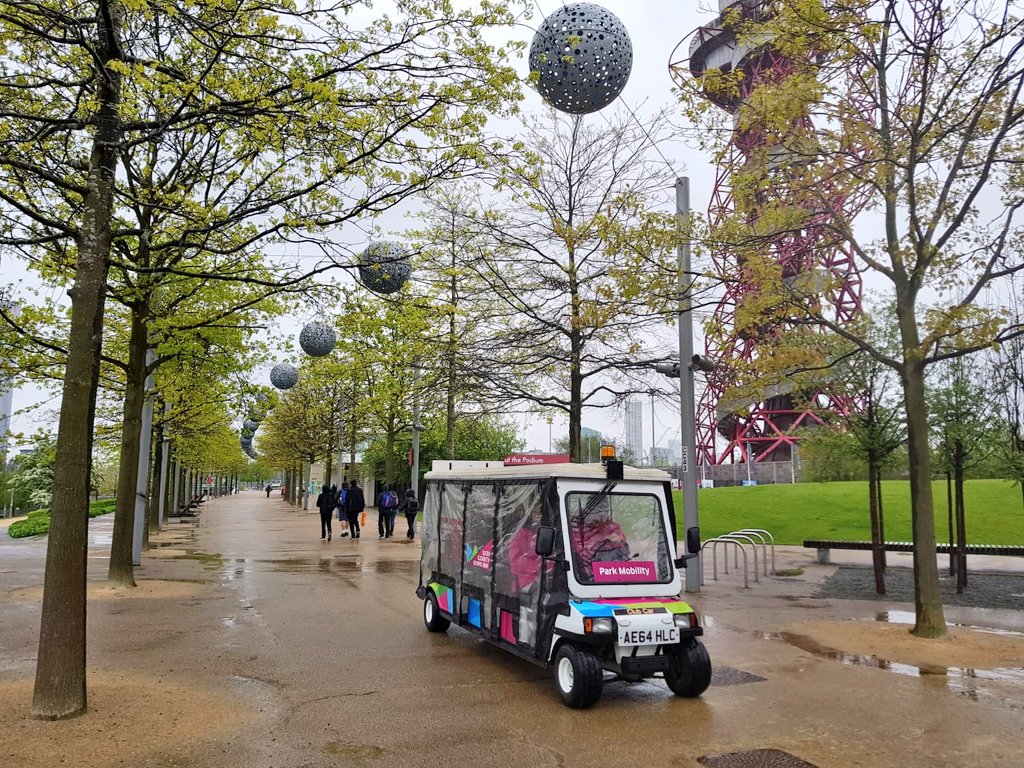 OurParklifeCIC's tweet image. Our #CommunityGuides are busy welcoming @TfL staff to the Park! Plenty to do and see on the Park whatever the weather! @noordinarypark @IQLondonLife @AMOrbit @CopperBoxArena @AquaticsCentre @thelastdropldn @LeeValleyVP @HereEast @EastVillageLDN @LondonStadium